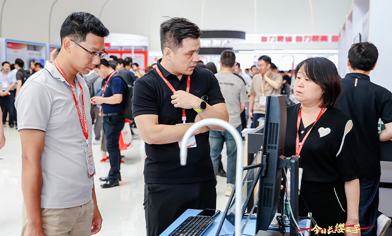 搭載清聽聲學(xué)定向音響聚音屏技術(shù)終端產(chǎn)品