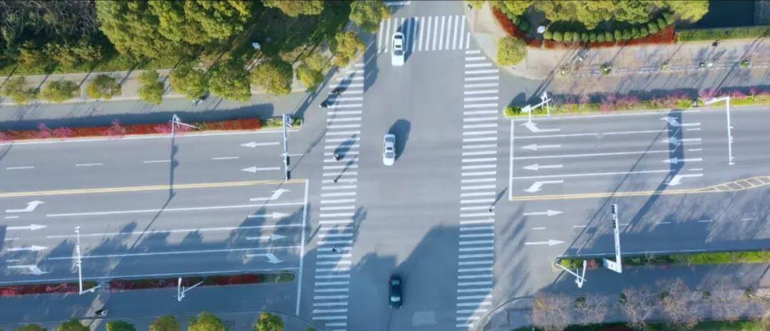 行人闖紅燈警示系統(tǒng)